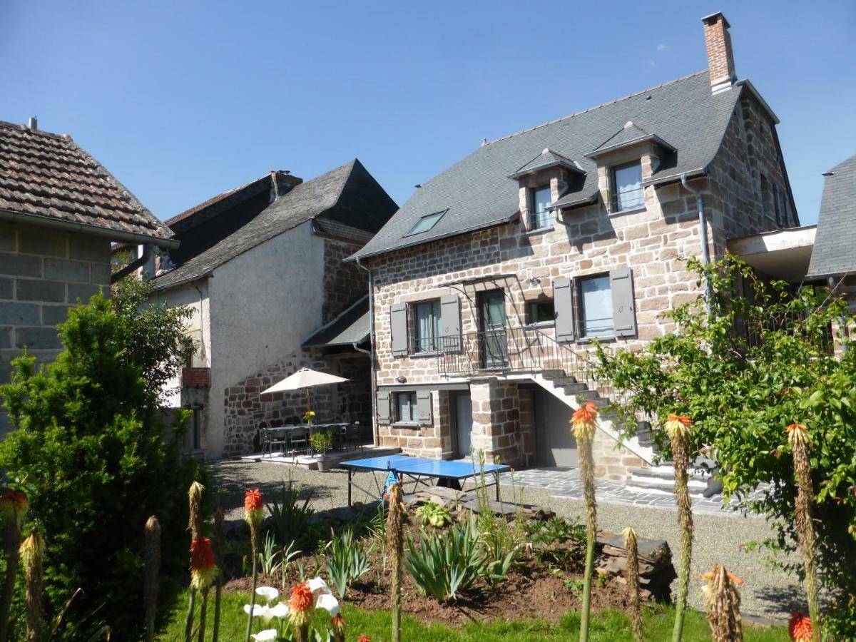 La Maison De Julien Et Marie-Louise Objat Eksteriør bilde